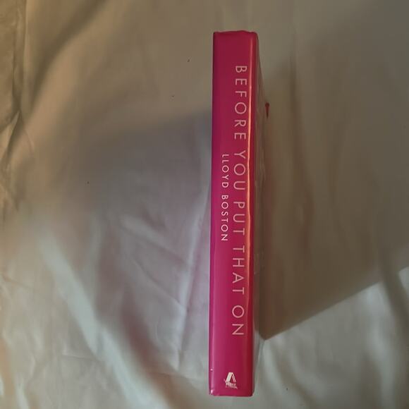 Before You Put That On Lloyd Boston Dressing Guide Coffee Table Book Fashion - Picture 4 of 10